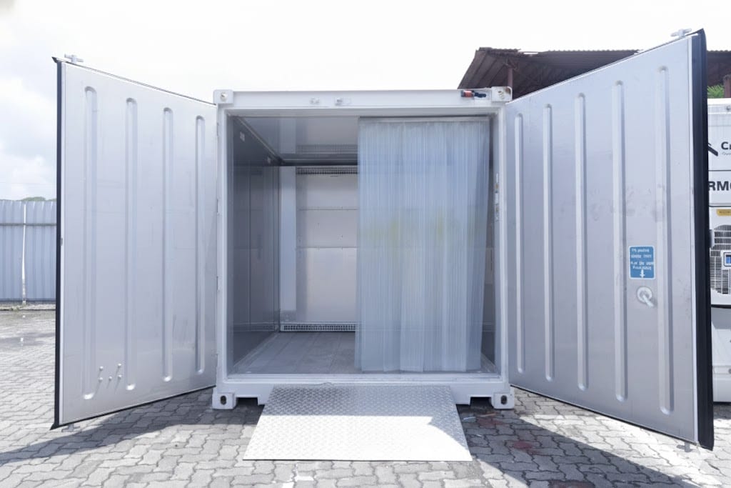 20 ft reefer interior
